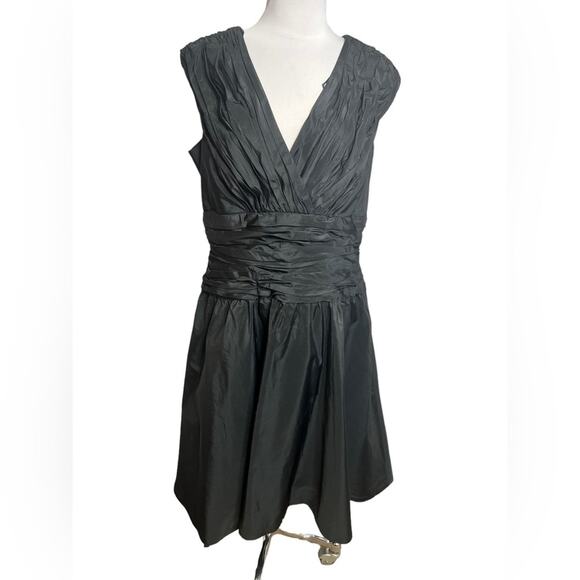 Vintage Tadashi Shoji v neck ruched waist fit and flare black dress Sz 14 queen